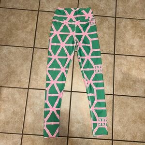 Hello Dobson leggings size small